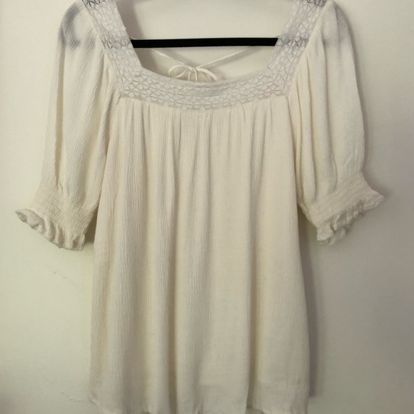 In Loom Cotton Top~size Medium - Picture 3 of 12